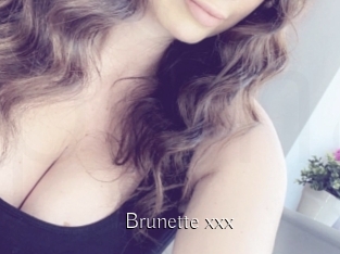 Brunette_xxx